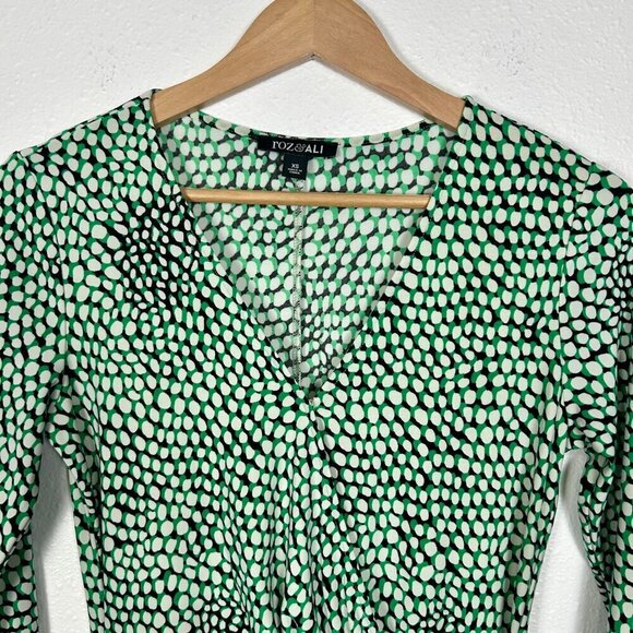 ROZ & ALI Green, white, and Black Geometric Print Faux Wrap Office Dress Size XS - Picture 4 of 10